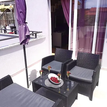 Roso Apartman *